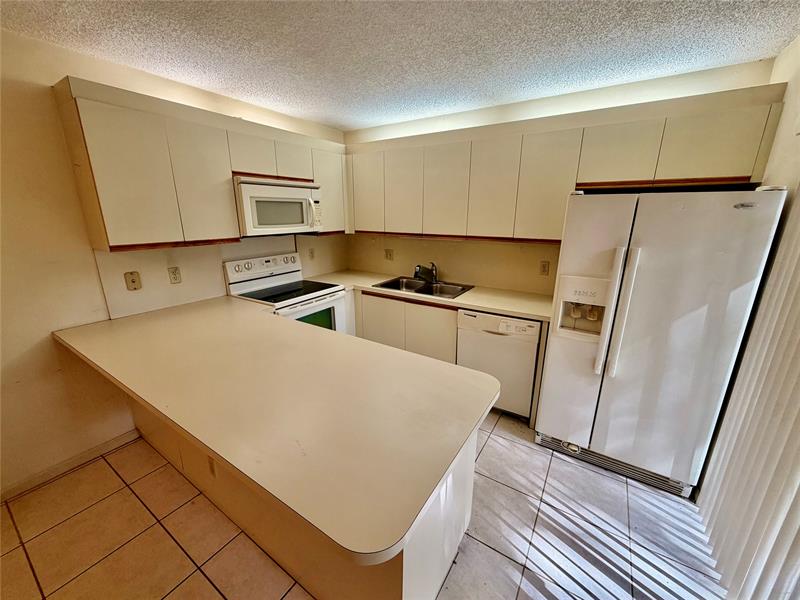 Image 8 of 14 For 736 98th Cir