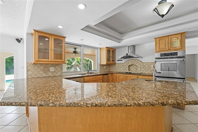 Image 11 of 63 For 1120 Tropical Way