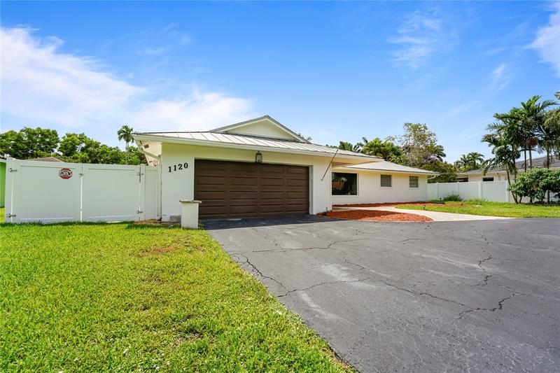 Image 49 of 63 For 1120 Tropical Way