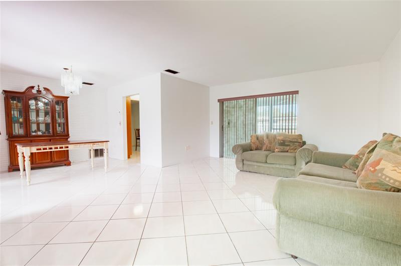 Image 10 of 37 For 7813 Biltmore Blvd