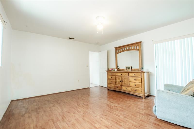 Image 15 of 37 For 7813 Biltmore Blvd