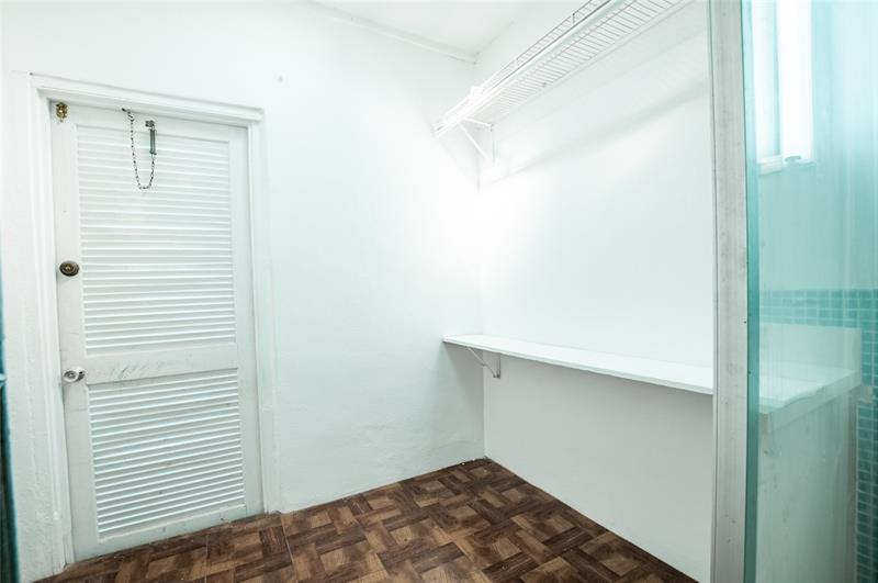 Image 22 of 37 For 7813 Biltmore Blvd