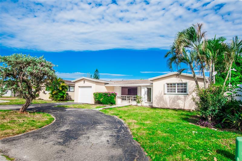 Image 4 of 37 For 7813 Biltmore Blvd