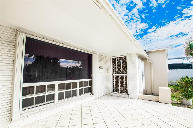 Image 7 of 37 For 7813 Biltmore Blvd