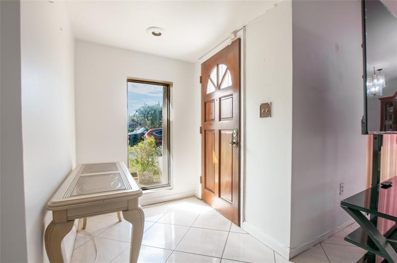 Image 8 of 37 For 7813 Biltmore Blvd