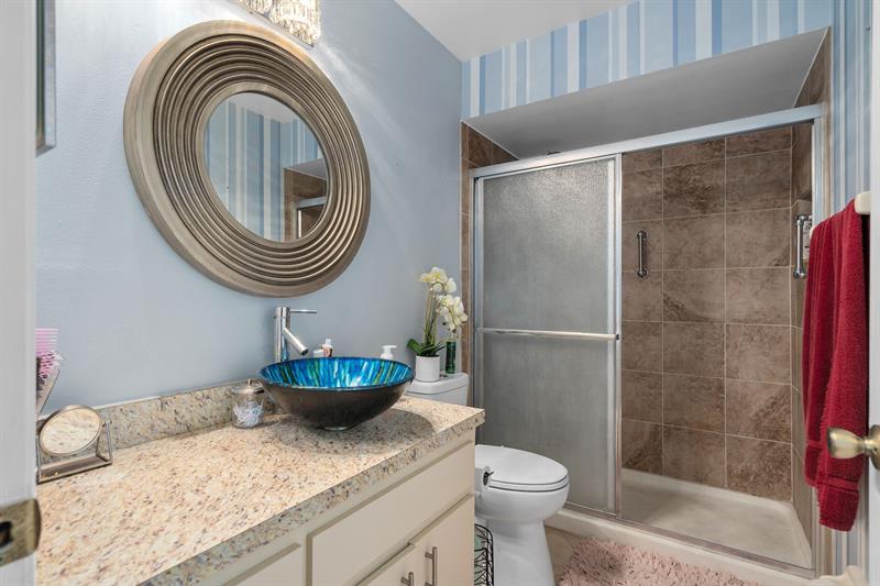 Image 15 of 19 For 782 Olympic Cir