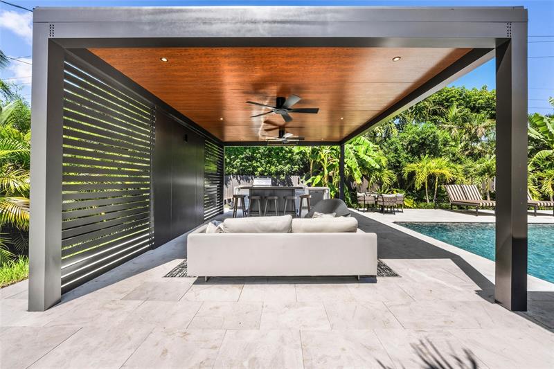 Image 29 of 72 For 1621 Seabreeze Blvd