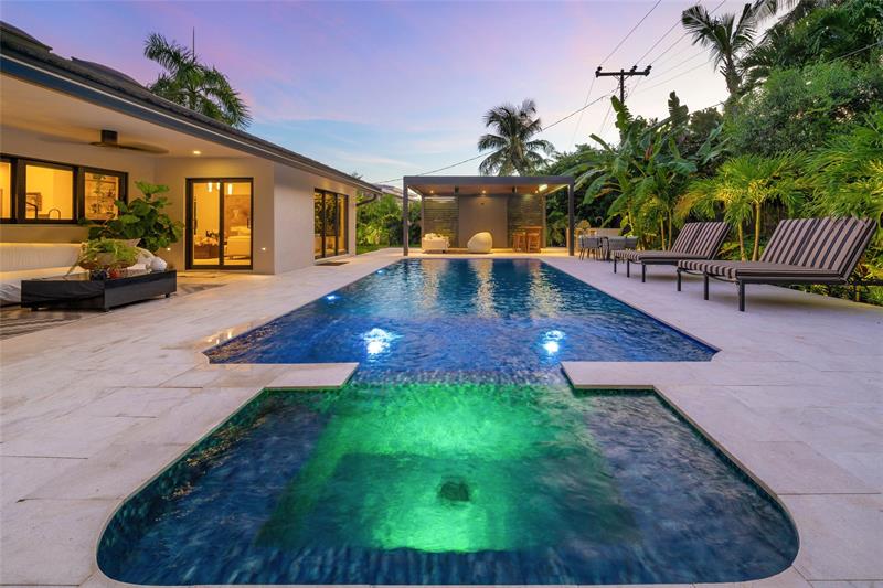 Image 37 of 72 For 1621 Seabreeze Blvd