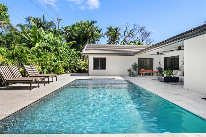 Image 48 of 72 For 1621 Seabreeze Blvd