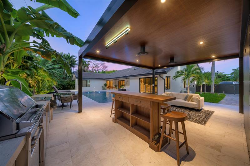 Image 57 of 72 For 1621 Seabreeze Blvd