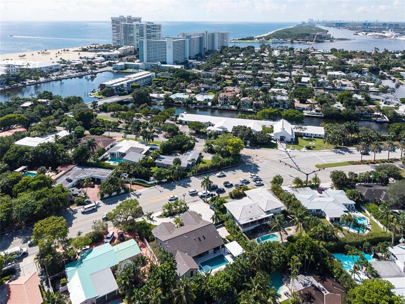 Image 65 of 72 For 1621 Seabreeze Blvd