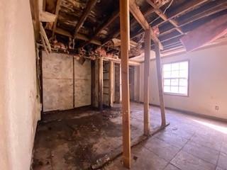 Image 16 of 28 For 25 50th Ave  