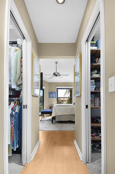 Image 27 of 64 For 6040 Martinique Dr  201