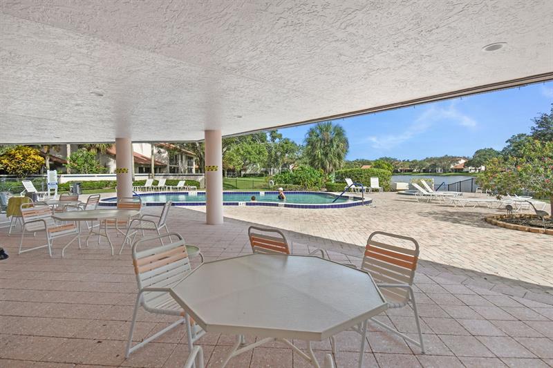 Image 46 of 64 For 6040 Martinique Dr  201