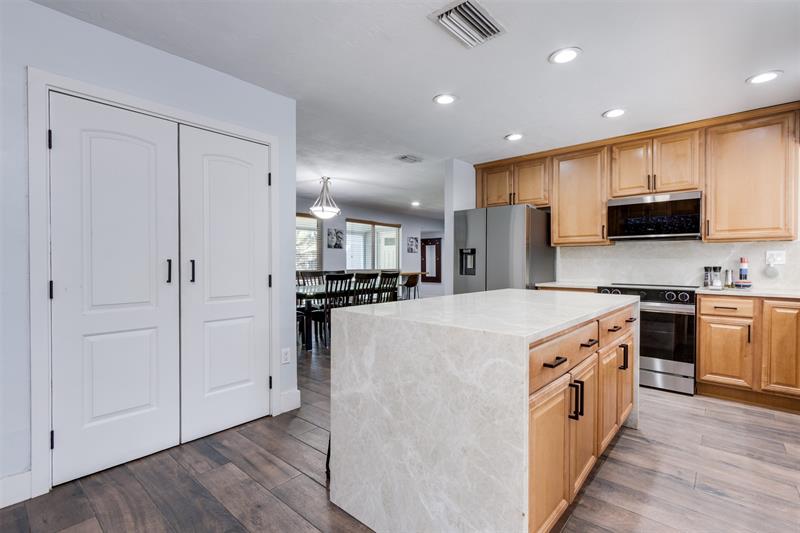 Image 18 of 50 For 8880 49th St