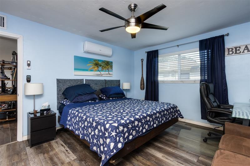 Image 32 of 50 For 8880 49th St