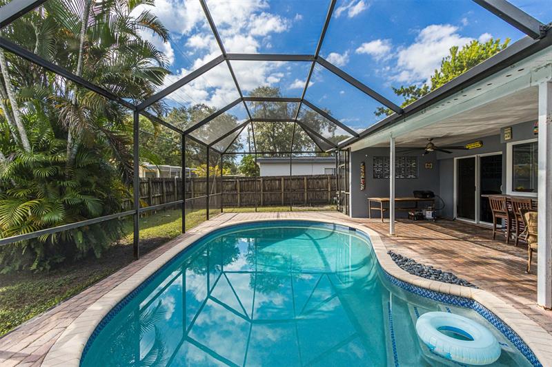 Image 7 of 50 For 8880 49th St