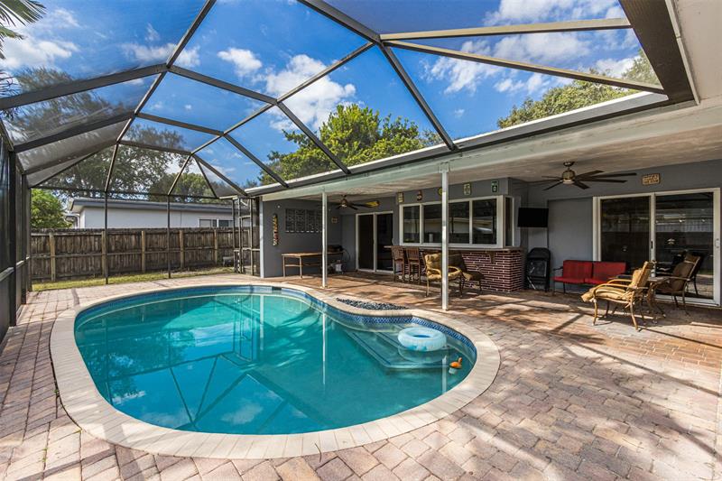 Image 8 of 50 For 8880 49th St