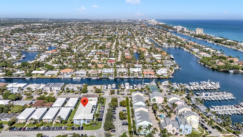 Image 26 of 30 For 2835 28th Ave  3