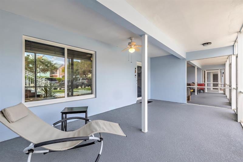 Image 29 of 30 For 2835 28th Ave  3