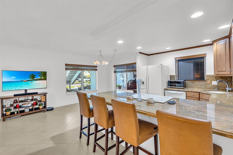 Image 9 of 30 For 2835 28th Ave  3