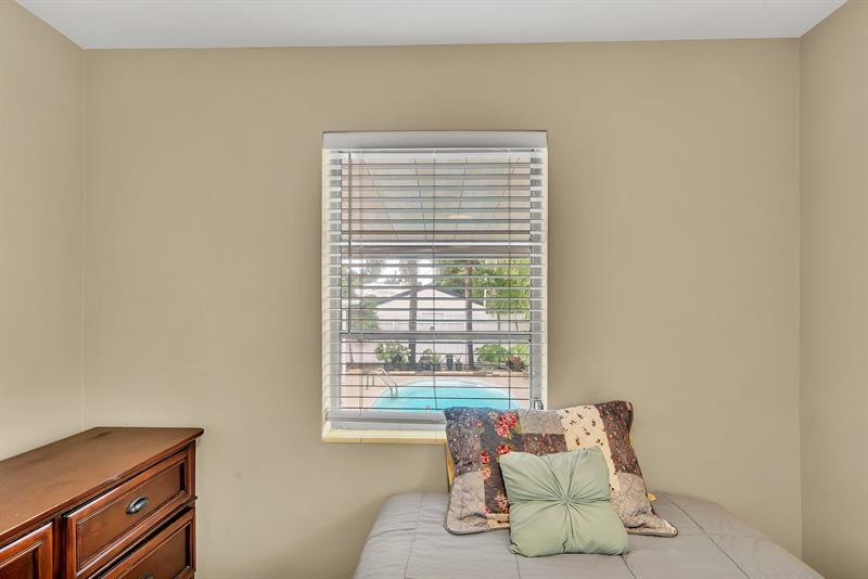 Image 12 of 29 For 726 A St  