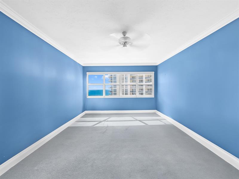 Image 19 of 37 For 3400 Galt Ocean Dr  1202s