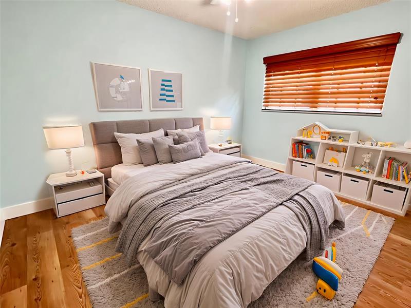 Image 17 of 38 For 10571 Sunset Strip