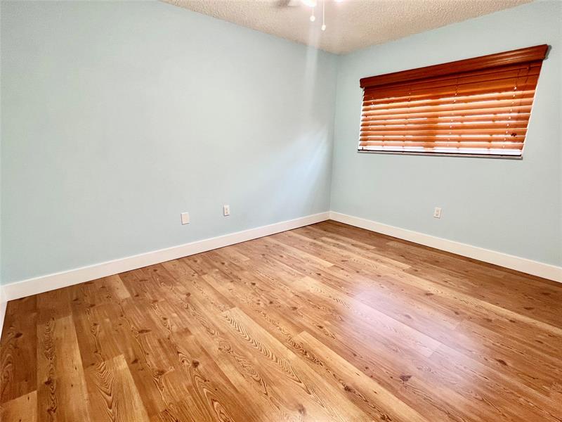 Image 37 of 38 For 10571 Sunset Strip