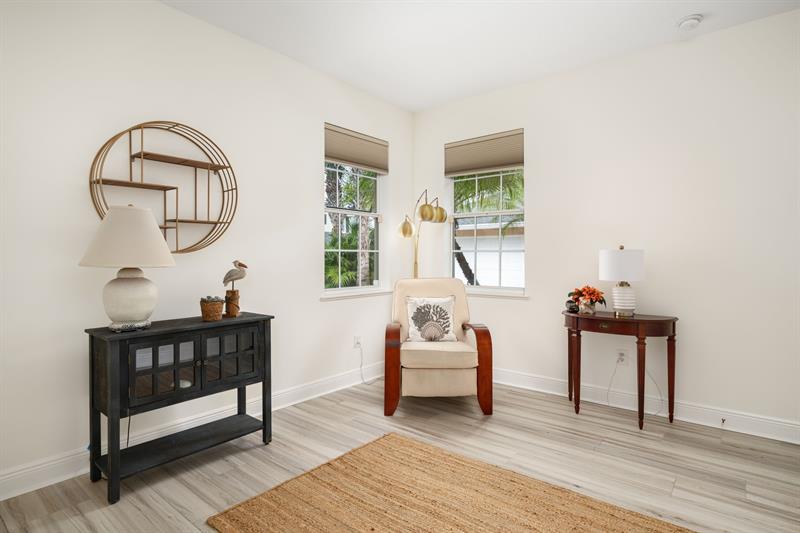 Image 19 of 36 For 1639 Baseline Ln