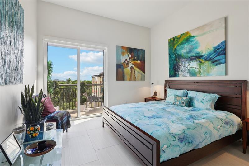 Image 13 of 38 For 2633 14th Av  501