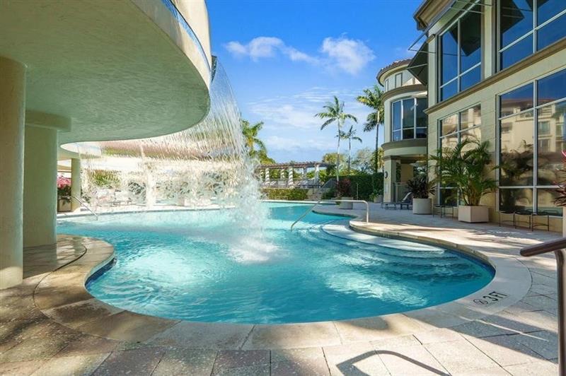 Image 29 of 38 For 2633 14th Av  501