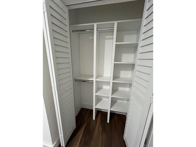 Image 6 of 7 For 2300 6th St  11