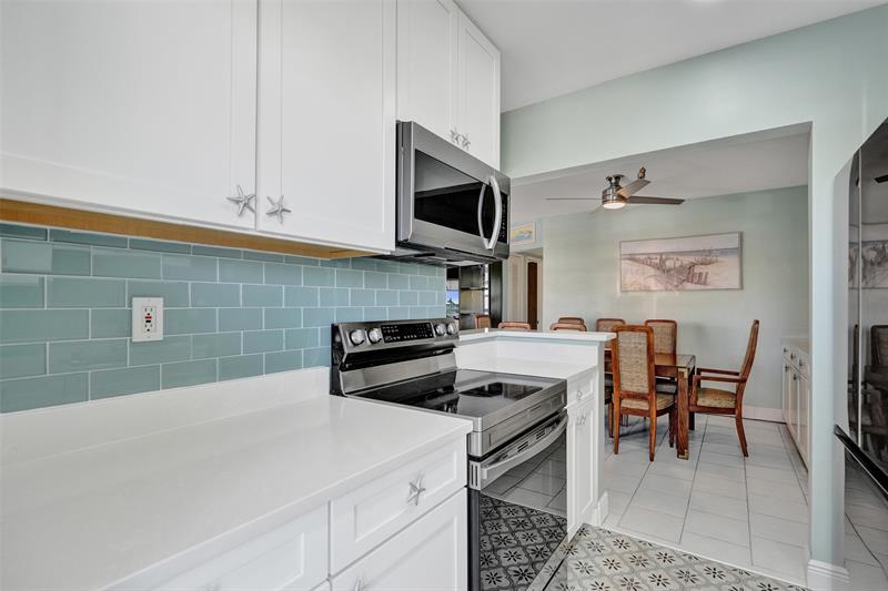 Image 14 of 61 For 931 9th Ave  13