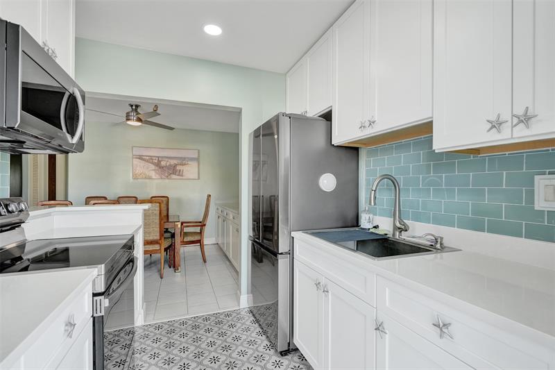 Image 15 of 61 For 931 9th Ave  13