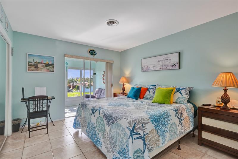 Image 22 of 61 For 931 9th Ave  13