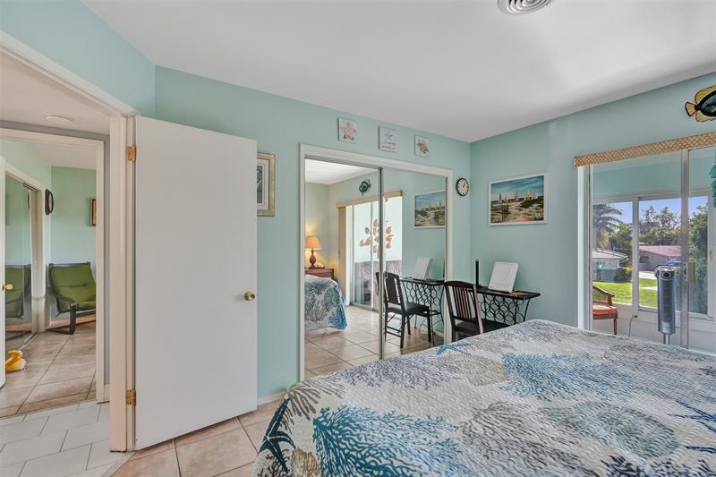 Image 25 of 61 For 931 9th Ave  13