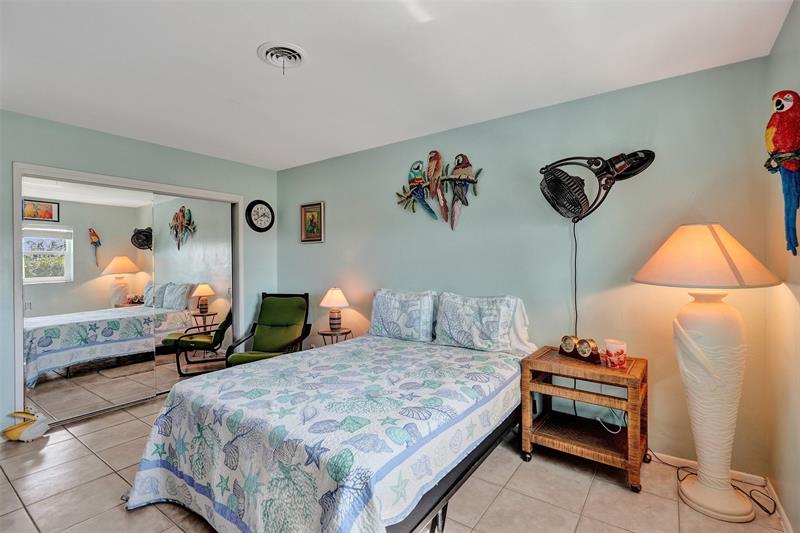 Image 36 of 61 For 931 9th Ave  13