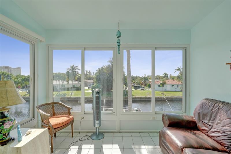 Image 37 of 61 For 931 9th Ave  13