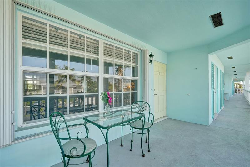 Image 7 of 61 For 931 9th Ave  13