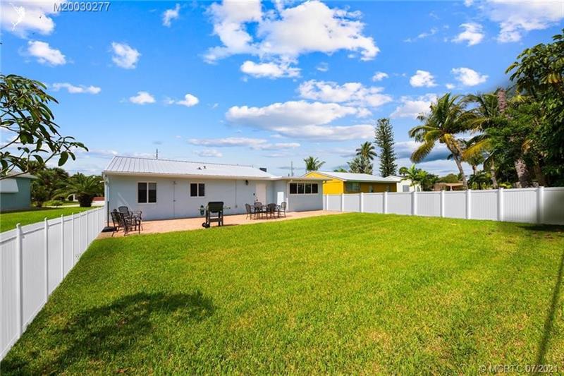 Image 24 of 27 For 356 Granada  