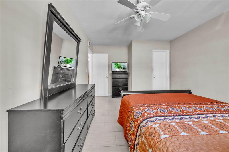 Image 13 of 35 For 2400 Ocean Dr  108