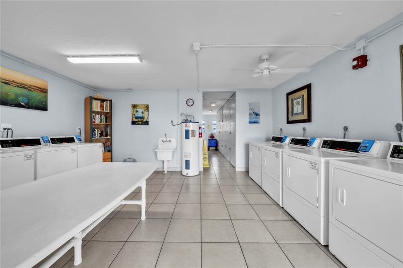 Image 24 of 35 For 2400 Ocean Dr  108