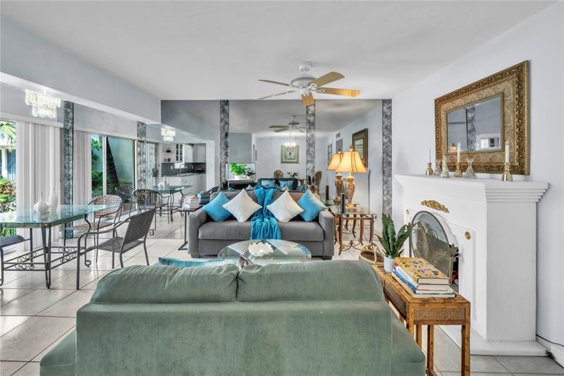 Image 4 of 35 For 2400 Ocean Dr  108