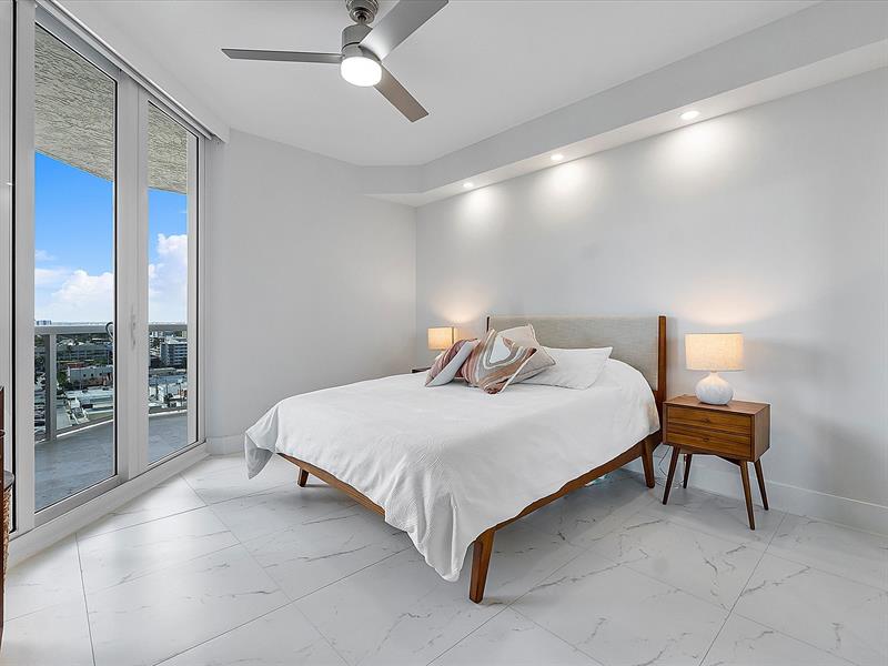 Image 20 of 24 For 3100 Ocean Blvd  1202