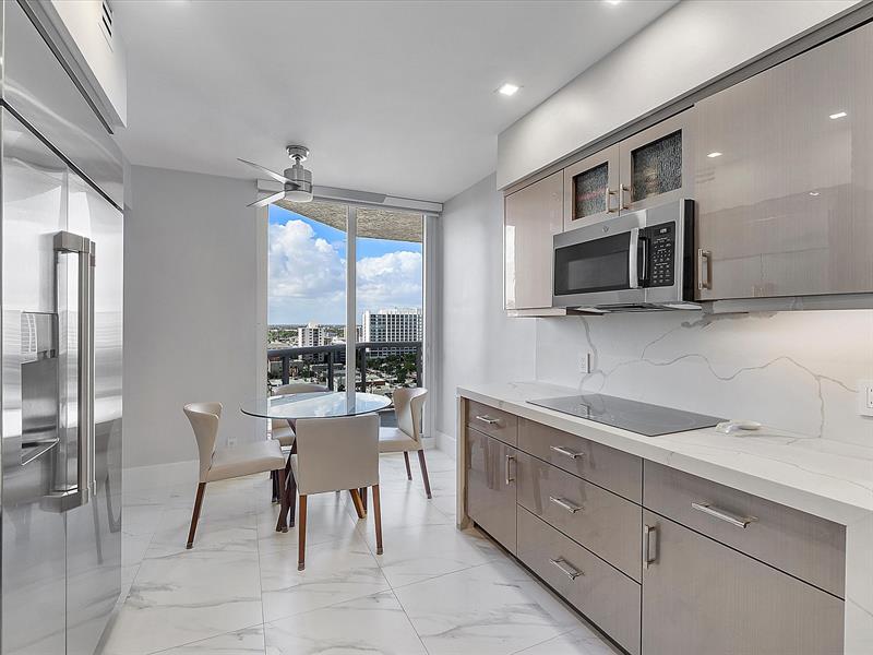 Image 9 of 24 For 3100 Ocean Blvd  1202