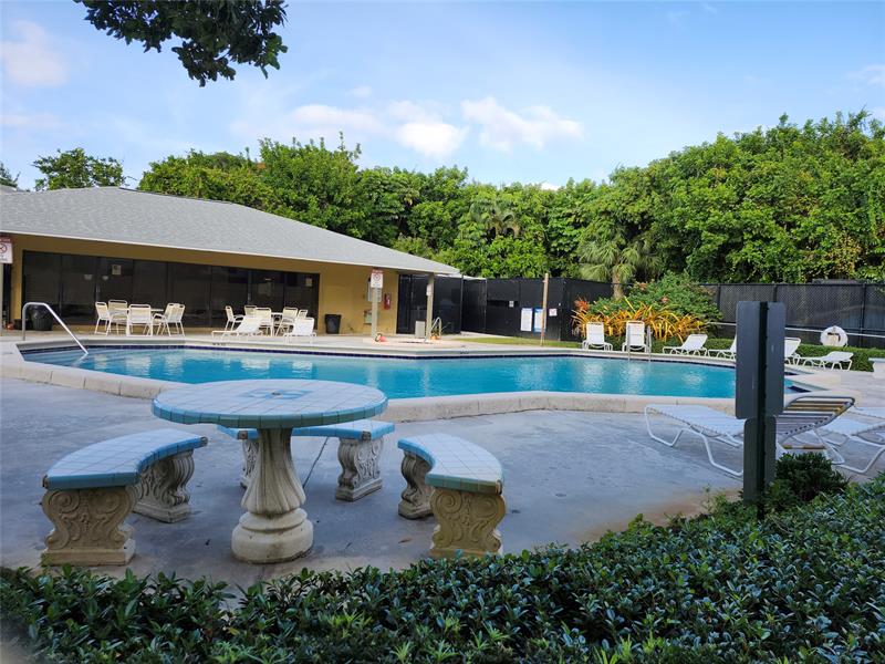 Image 3 of 49 For 545 Trace Cir  105