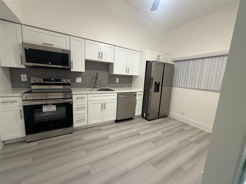 Details for 3037 92nd Ave, Coral Springs, FL 33065