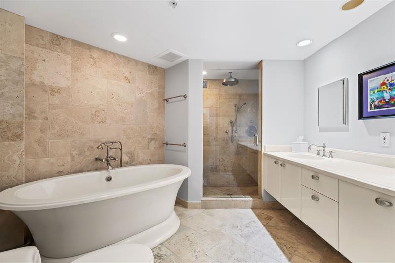 Image 11 of 43 For 333 Las Olas Way  1508