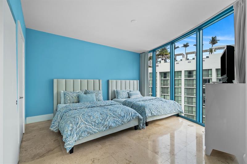 Image 14 of 43 For 333 Las Olas Way  1508